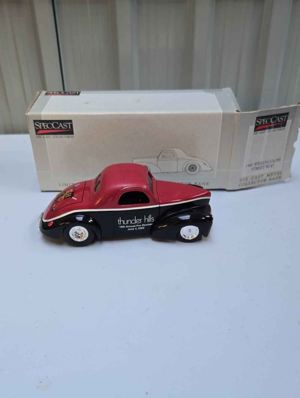 Thunder Hills Red & Black Die-Cast Toy Car
